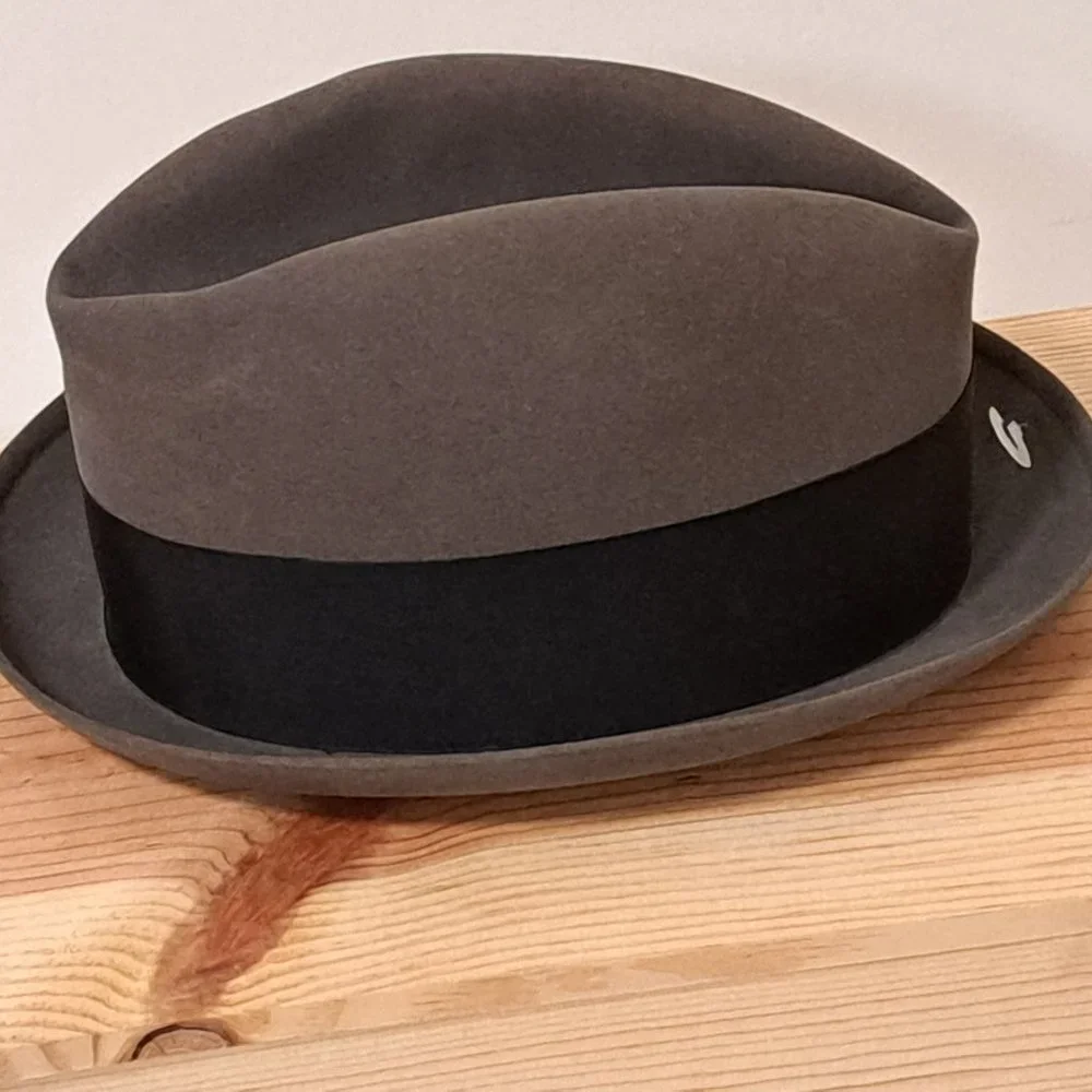 Charles Knot Hatter Brown Men's Size 7.5